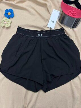 NWT Women’s ALO Yoga💛💚Match Point Shorts Black,Clean Girl Style